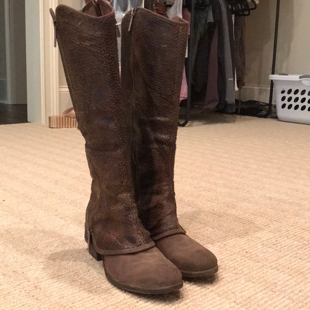 Donald J Pliner Devi Riding Boot